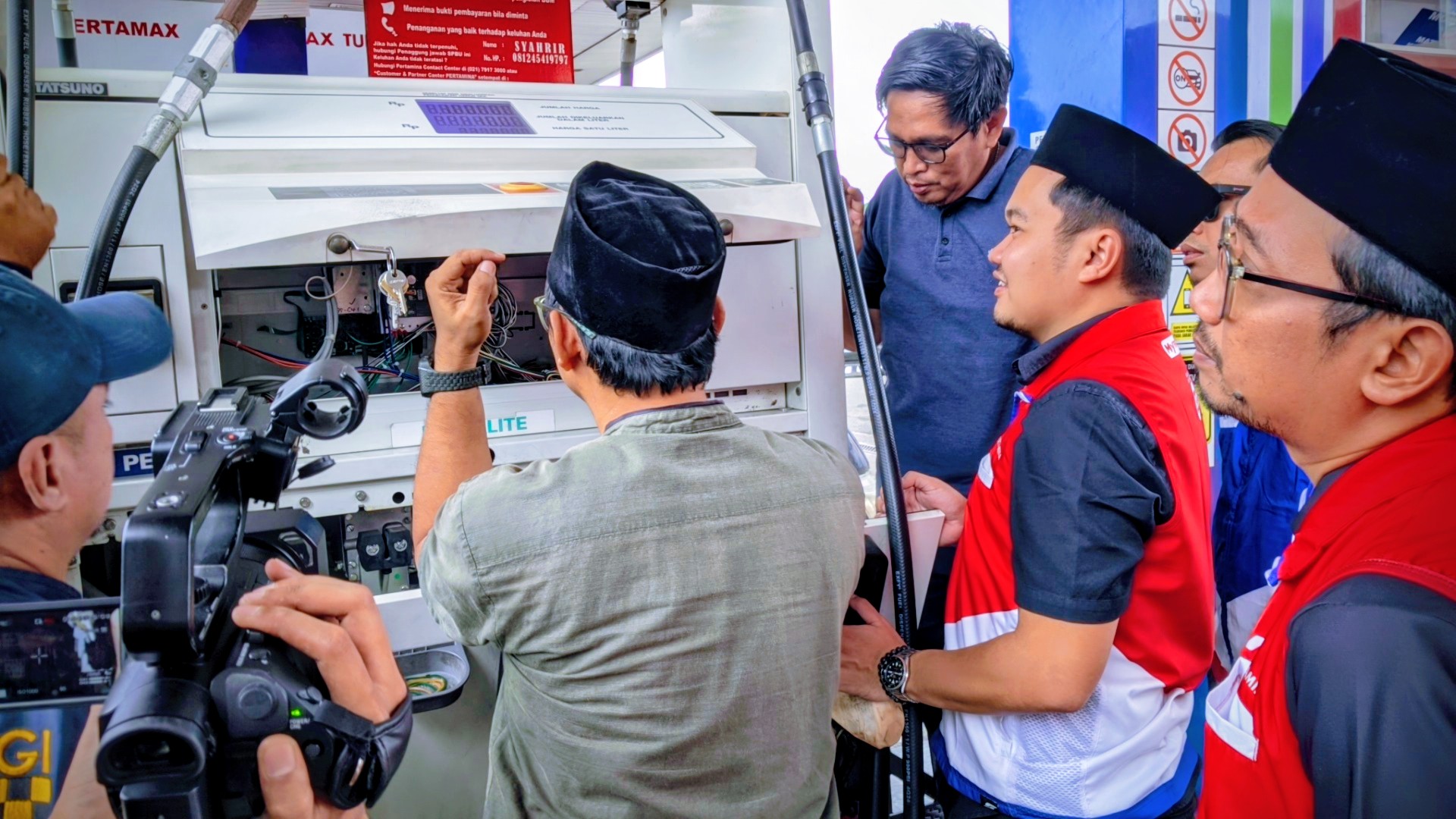 Cek SPBU di Palu, Pertamina Tegaskan Pasokan BBM Aman dan Minta Warga Tak  Panik - WartaSulteng