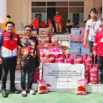 Pertamina Patra Niaga Regional Sulawesi bersama Hiswana Migas DPC VII bergerak cepat menyalurkan bantuan kemanusiaan bagi masyarakat terdampak gempa bumi berkekuatan magnitudo 6,7 di Kabupaten Sigi, Sulawesi Tengah