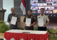 Pengadilan, Kejaksaan, dan Lembaga Pemasyarakatan (Lapas) di Sulawesi Tengah resmi memperkuat sinergi penegakan hukum melalui penandatanganan Perjanjian Kerja Sama (PKS) pelaksanaan sidang elektronik sebagai implementasi Kitab Undang-Undang Hukum Acara Pidana (KUHAP) Nasional.