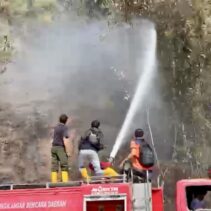 Kebakaran hutan dan lahan (karhutla) melanda Desa Silondou, Kecamatan Basidondo, Kabupaten Toli-Toli, Sulawesi Tengah, Senin (31/8/2026). Kebakaran menghanguskan sekitar 4,23 hektare lahan dan hutan.