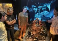Pameran Jejak Tanah: Bentang Berlanjut resmi dibuka di Rumah Tiara Coffee, BTN Mutiara Indah, Blok C No. 7, Jalan Angkasa, Birobuli Utara, Palu Selatan, Kota Palu, Senin (28/9/2026).