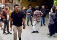 Pemberantasan narkoba di Indonesia menjadi atensi langsung Presiden Prabowo Subianto kepada Kapolri. Arahan tersebut ditindaklanjuti Polda Sulawesi Tengah dengan mengerahkan 249 personel gabungan untuk menggelar operasi di Kelurahan Tatanga, Kota Palu, Jumat (9/10/2026) sore.